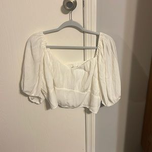 Abercrombie white plisse puff sleeve crib top new with tags never worn xxl